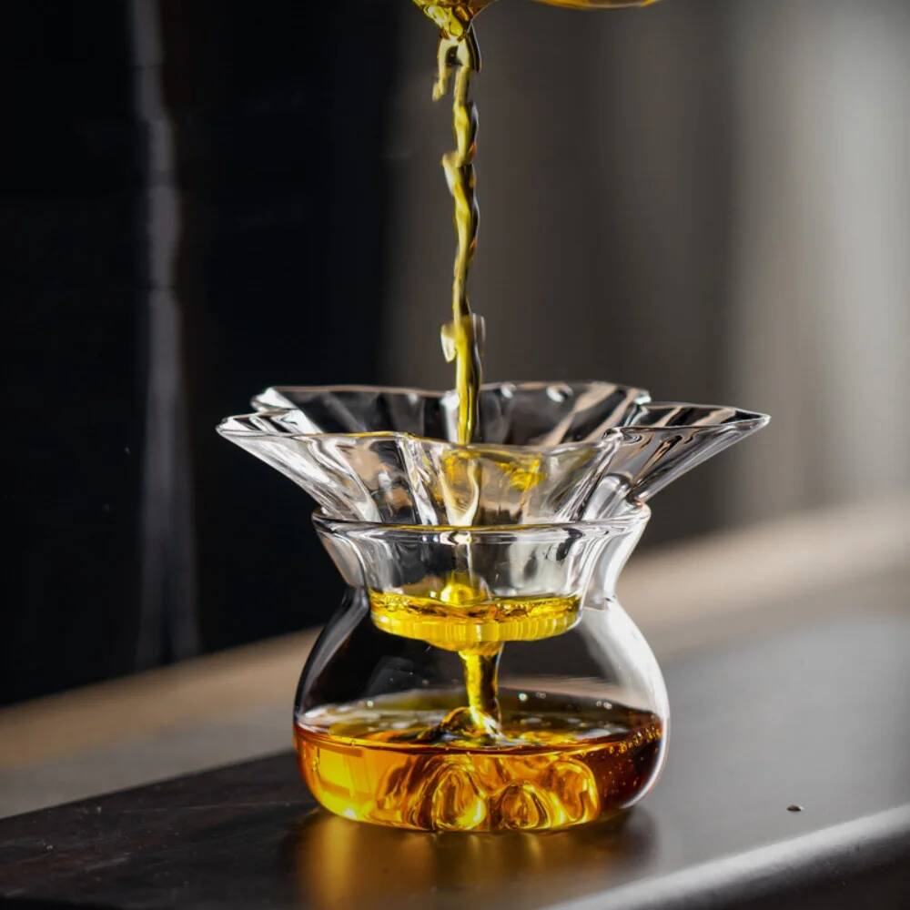 Coffee Leaves Tea - 130ml Blumenglas-Teesieb mit Halterung und feinem