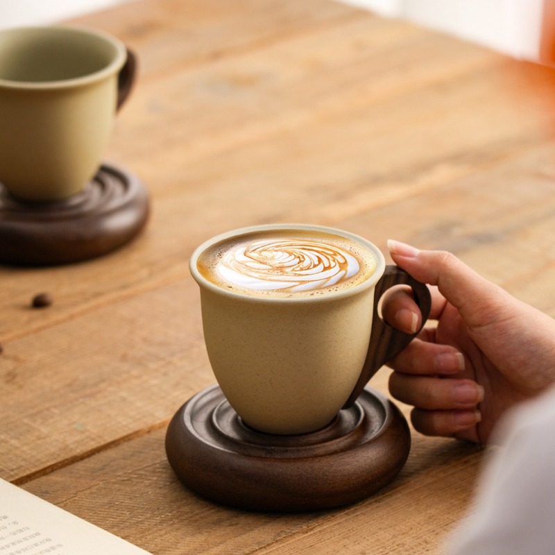 Kreative braune Keramik- und H – Coffee Tea Gardens Bewertung und Preis